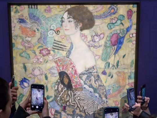 Картина Густава Климта «Дама с веером»
