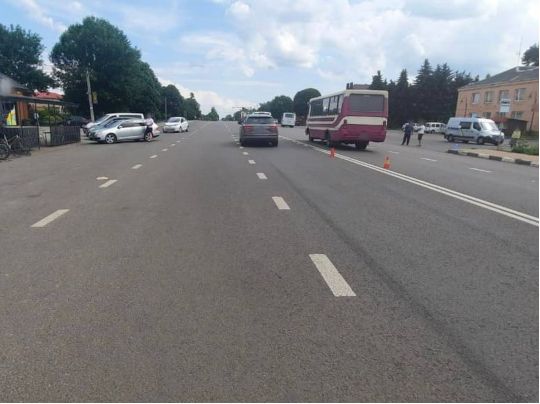 на дорозі