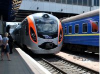 Бесплатная эвакуация: сегодня первый поезд отправился из Сум в Киев