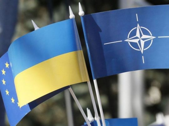 Україна – НАТО