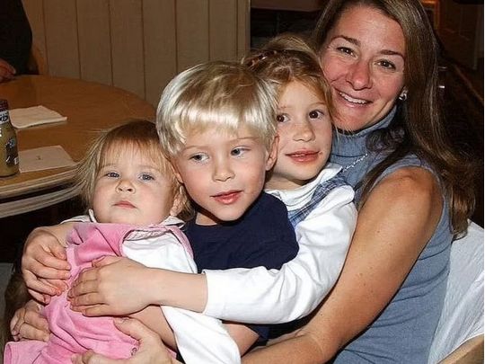 Мелинда Гейтс с еще маленькими детьми