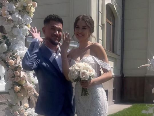 Мурат Налчаджиоглу з дружиною