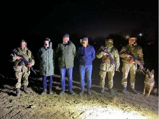 прикордонники та втікачі