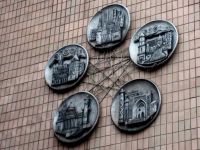 Панно Эльфата Кадырова в Броварах
