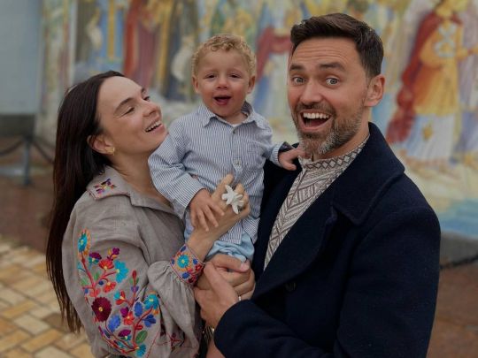 Тимур Мирошниченко с женой и сыном