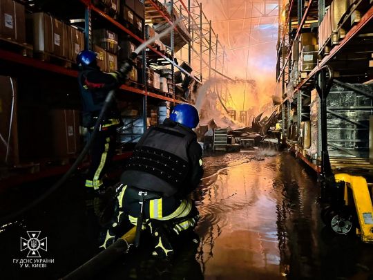 Пожар на складе в Киеве