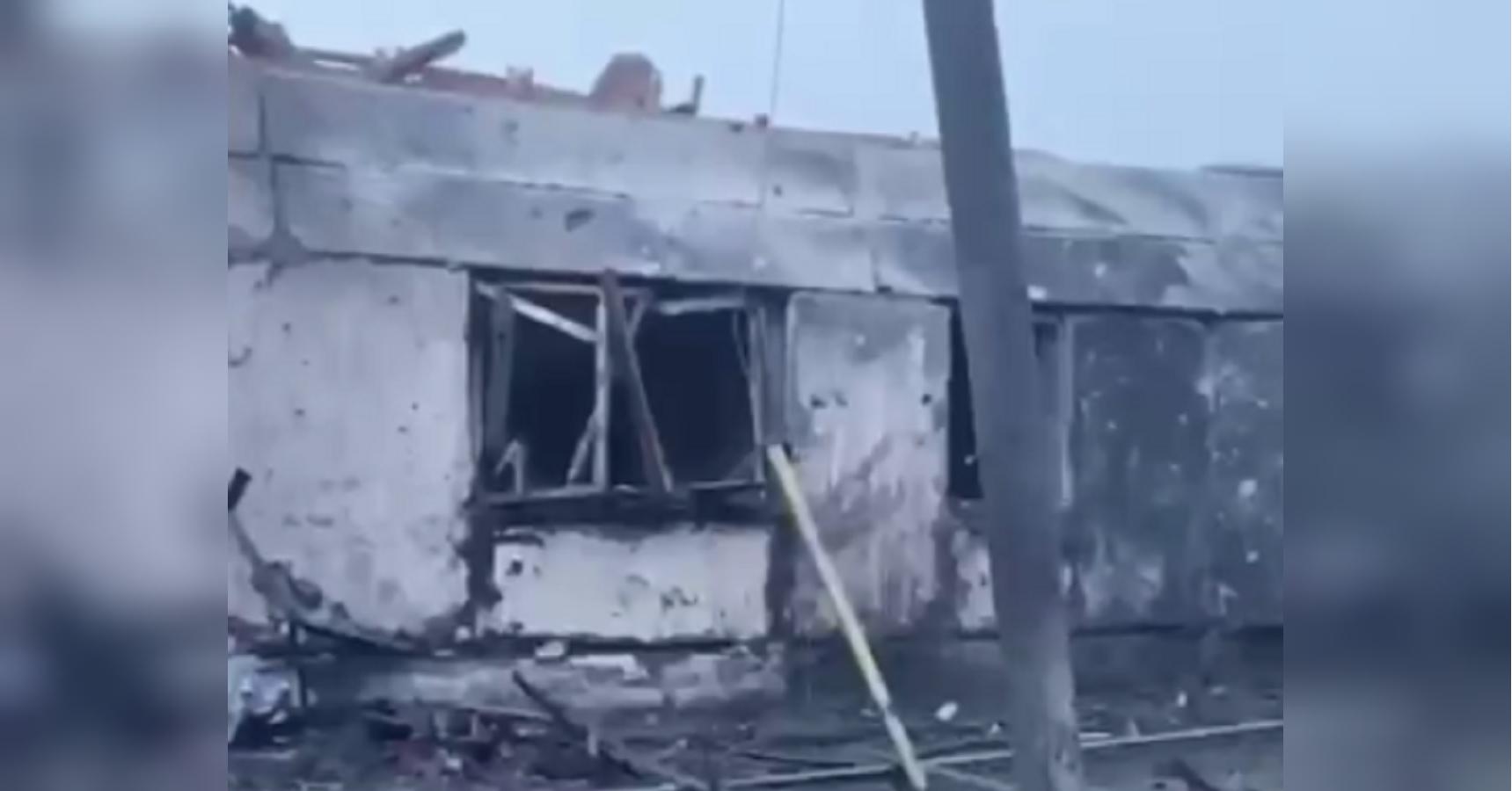 Російська ракета, що не долетіла до України, рознесла пів села у Воронезькій області (відео)