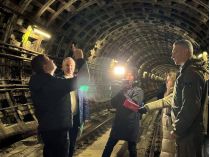 Аварійна ділянка підземного тунелю метро