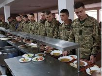 Харчування військових