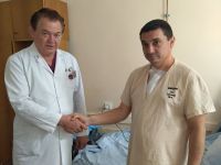 Василь Лазоришинець з пацієнтом Олександром