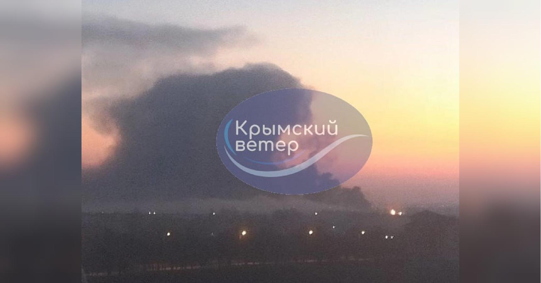 ЗСУ потужно атакували окупований Крим: у Севастополі вражений об&#39;єкт чорноморського флоту, під Сімферополем горіла нафтобаза (фото, відео)