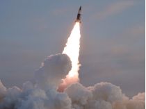 Північна Корея запустила за добу дві балістичні ракети