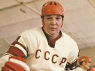&laquo;Мене реально витягли з&nbsp;того світу&raquo;: легендарний радянський хокеїст провів сім місяців у&nbsp;штучній комі (відео)