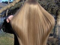 Довге волосся