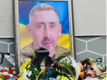 Гранатометник Євген Пасічник 
