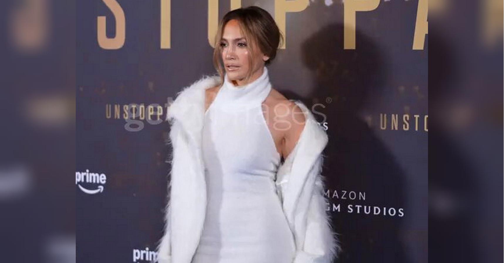 Jennifer Lopez won the praise of Ben Affleck and attended the premiere of the film