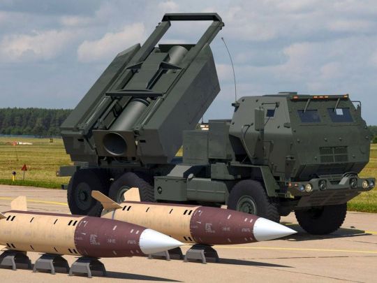 РСЗО М142 HIMARS и ракеты ATACMS. Фото с https://mil.in.ua/