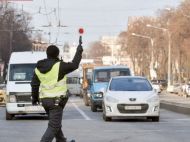 Только через ТЦК и&nbsp;уплату штрафа в&nbsp;40 тысяч: утвержден механизм наказания уклонистов в&nbsp;случае задержания их&nbsp;за&nbsp;рулем
