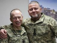 Спасибо судьбе и&nbsp;Богу, что объединили нас вместе: Залужный и&nbsp;Сырский поздравили воинов с&nbsp;Днем ВСУ