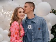 Футболіст збірної України повідомив про вагітність дружини (фото)