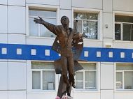 &laquo;На&nbsp;численні звернення&raquo;: в&nbsp;Одесі демонтували пам`ятник Володимиру Висоцькому (фото)