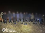 Хотіли втекти в&nbsp;Молдову разом з&nbsp;водієм: в&nbsp;Одеській області затримали бус з&nbsp;11 чоловіками