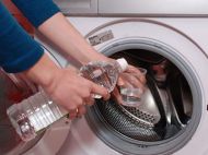 Советы от&nbsp;Clean-мамы: добавьте один стакан в&nbsp;барабан, и&nbsp;стиралка будет скрипеть от&nbsp;чистоты