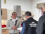 Під виглядом особистих водіїв нардеп вивіз за&nbsp;кордон близько 20 військовозобов'язаних&nbsp;&mdash; ДБР (фото)
