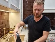 Кекс за&nbsp;рецептом Самвела Адамяна: готується за&nbsp;5 хвилин, виручить господиню у&nbsp;будь-який момент