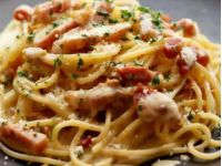 Паста с беконом и сыром