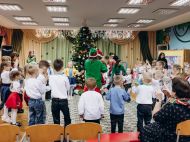 FAVBET Foundation організували зимові свята для вихованців українських дитячих будинків