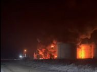 Українські безпілотники уразили нафтобазу у&nbsp;Краснодарському краї росії (відео)