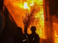 Загарбники вночі обстріляли мирні міста, а&nbsp;російські промислові об&rsquo;єкти атакували невідомі дрони (фото, відео)