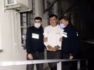 Визнали винним у&nbsp;розтраті коштів: експрезидента Грузії Саакашвілі засудили до&nbsp;9 років в&rsquo;язниці