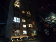 Вночі у&nbsp;Чернігові ворожий дрон прилетів у&nbsp;багатоповерхівку (фото)