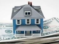 Украинцам помогут деньгами: кому скоро перечислят доллары на&nbsp;карту