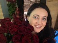 Відома українська телеведуча зібралася під вінець (фото, відео)