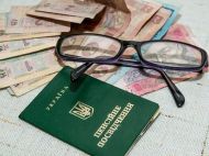 Украинцам понижают пенсии: кого и&nbsp;почему это коснется