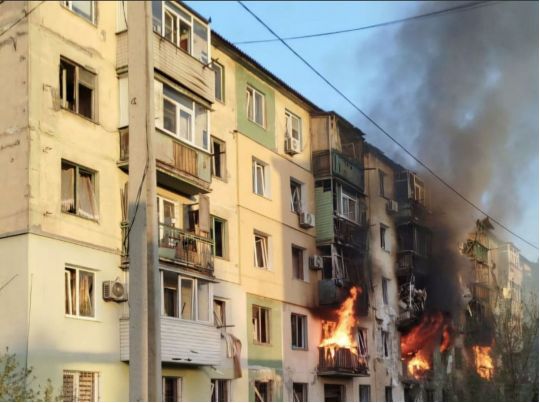 У Павлограді є приліт у житловий будинок, фото Дніпропетровська ОВА