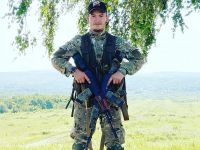 27-річний ветеран Артем Хребет 