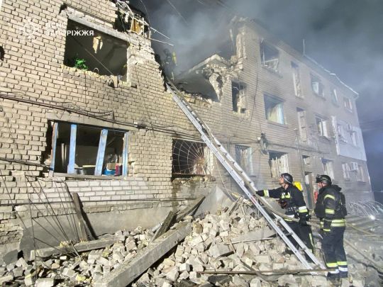 Запоріжжя зазнало атаки «Шахедами». Фото ДСНС