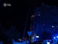 Наслідки атаки дронів у Києві. Фото ДСНС
