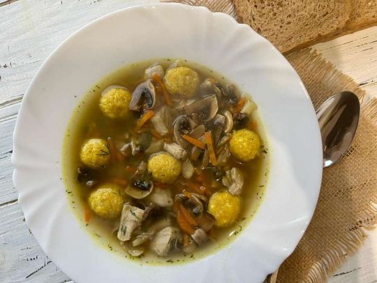 грибной суп с клецками