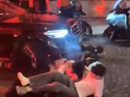 Фанати &laquo;ПСЖ&raquo; спалили авто, яке в'їхало у&nbsp;натовп після виходу команди до&nbsp;фіналу Ліги чемпіонів (відео)