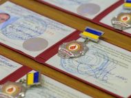 300 гривень надбавки до&nbsp;пенсії на&nbsp;місяць до&nbsp;70 років: хто може отримати надбавку до&nbsp;пенсії, не&nbsp;прив&rsquo;язану до&nbsp;цього віку