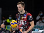 Экс-капитан сборной Украины отметил исторический триумф в&nbsp;Лиге чемпионов с&nbsp;маленьким сыном и&hellip; сигарой (видео)
