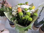 Цветы для подарка: выбирайте так&nbsp;же, как фрукты и&nbsp;ягоды