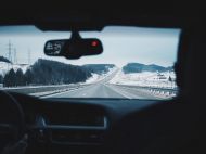 Про що&nbsp;забувають взимку недосвідчені водії: автоексперт назвав типові помилки новачків