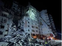 Росіяни вдарили по Херсону трьома КАБами. Фото Херсонської ОВА
