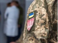 Військовослужбовець постраждав через вибух авто, фото з відкритих джерел